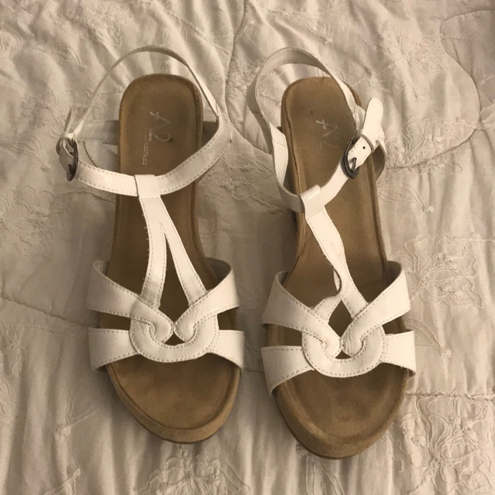 Size 8 A2 by Aerosoles wedges